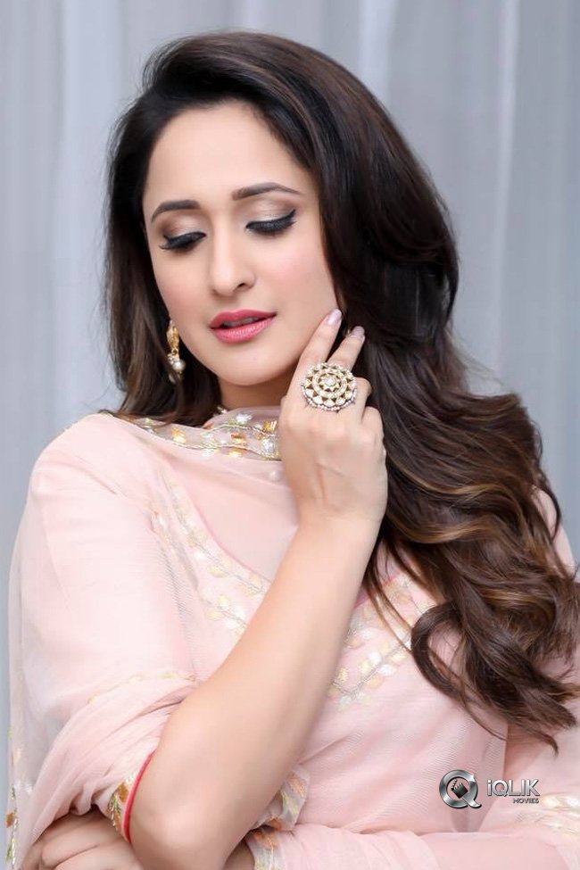 Pragya-Jaiswal